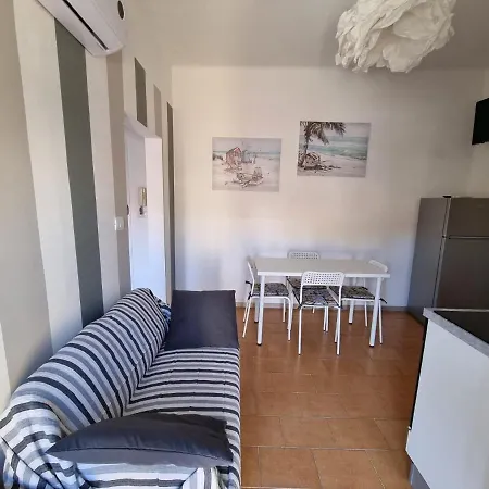La Casetta Di Silvia Apartment Imperia